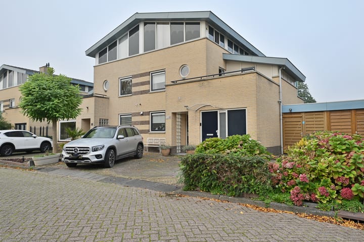 Marie van Regteren Altenastraat 23 in Spijkenisse