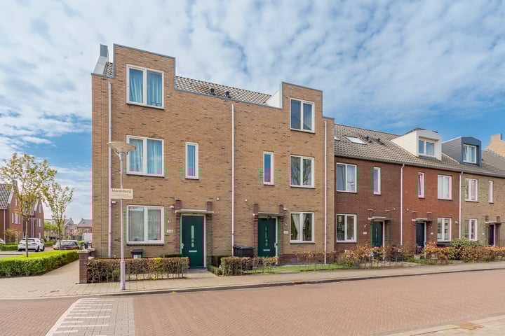 Mariënburg 342 in Diemen