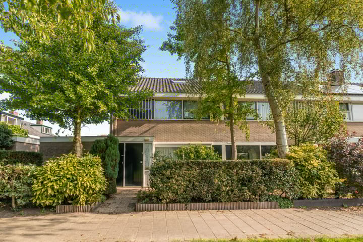 Photo of property Mariënstein 80, Heiloo