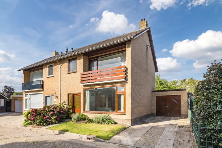 Photo of property Marijkestraat 17, Hulst