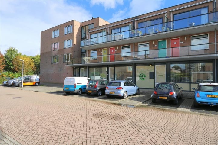 Photo of property Marijnenlaan 82, Uithoorn