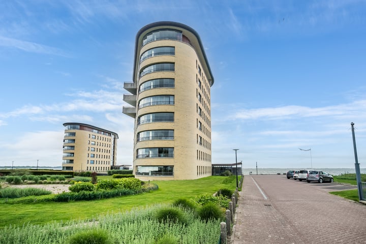 Photo of property Marinaweg 53, Almere