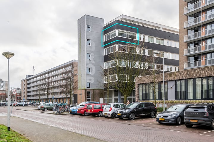 Marius Bauerstraat 235E-2 in Amsterdam