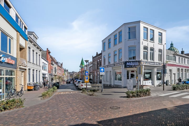 Photo of property Markt 19, Oudenbosch