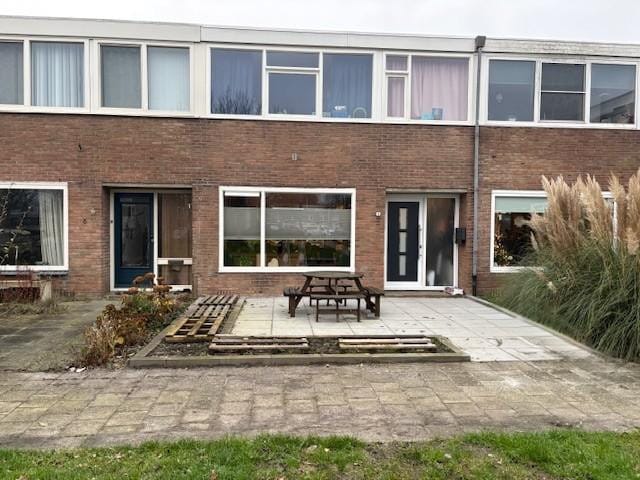 Marningeweg 8 in Leeuwarden