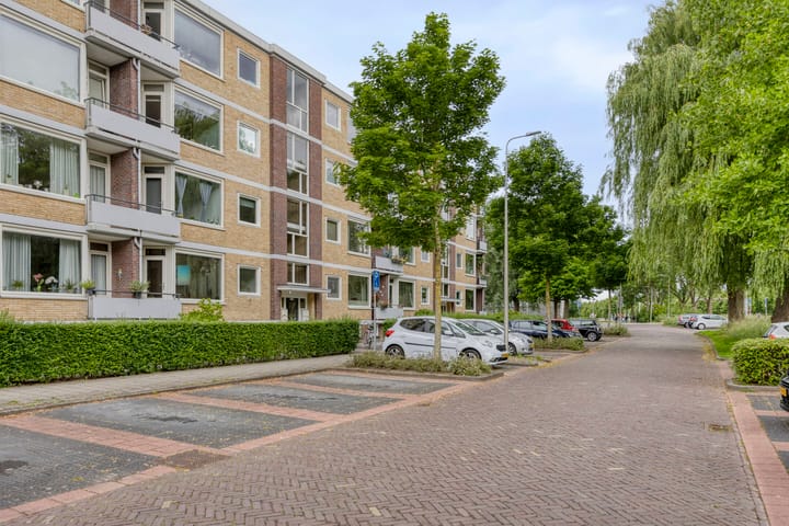 Marnixstraat 135 in Alphen aan den Rijn