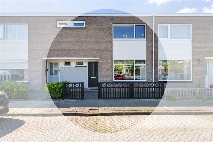 Marowijnestraat 11 in Leeuwarden