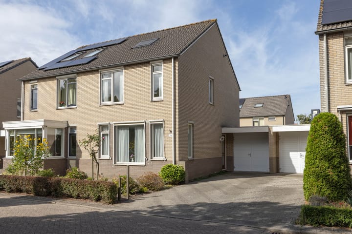 Marterstraat 76 in Hengelo photo