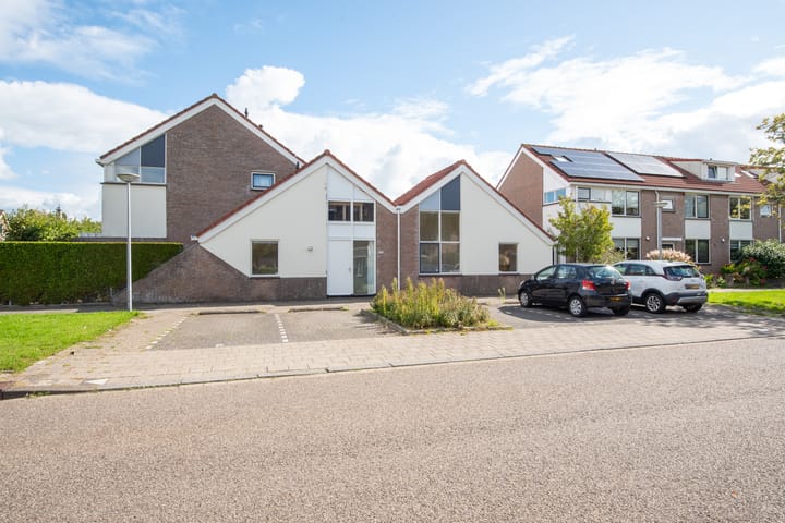 Photo of property Martin Luther Kinglaan 111, Castricum