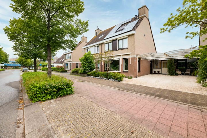 Foto von Haus Martin Luther Kinglaan 32, Hellevoetsluis