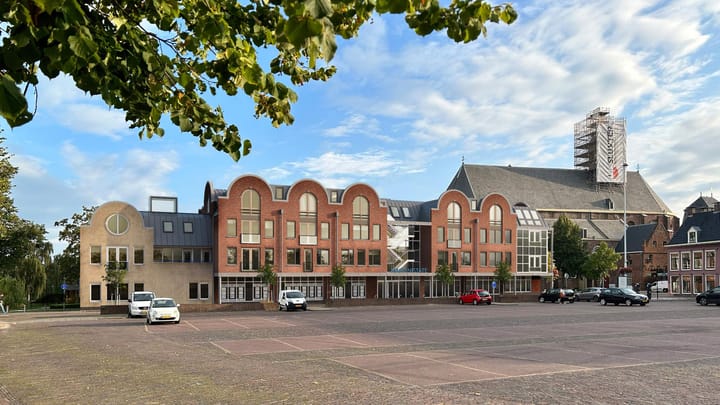 Martiniplein 15-206 in Sneek