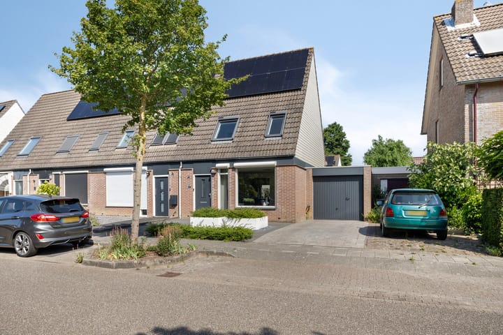 Foto van woning Martinus Nijhofflaan 77, Kloetinge