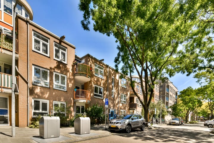 Mary Zeldenruststraat 17 in Amsterdam Foto