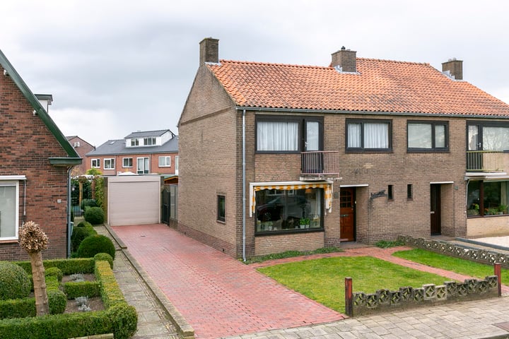 Photo of property Massenweg 61, Rheden