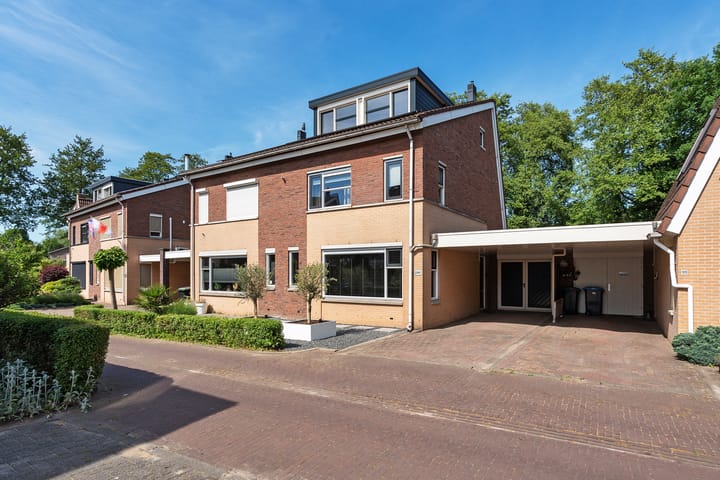 Mastbos 128 in Enschede photo