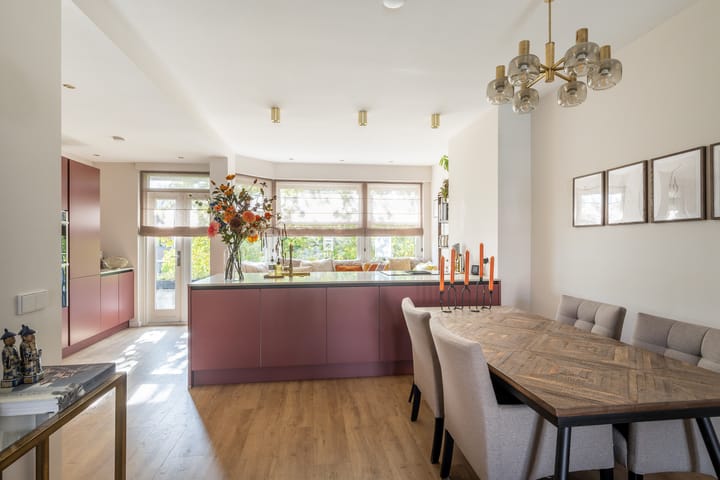 Mathenesserweg 115A-03 in Rotterdam foto