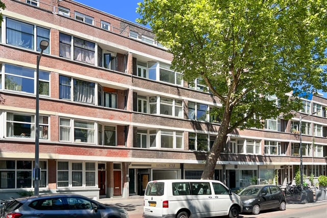 Mathenesserweg 117C-02 in Rotterdam photo