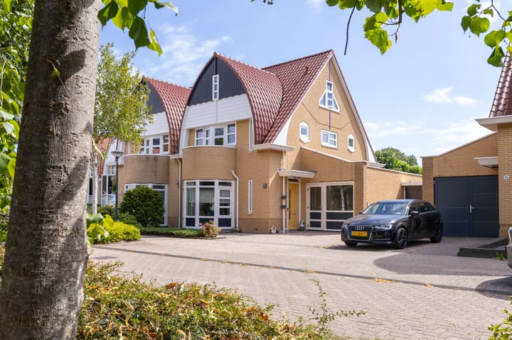 Photo of property Matissehof 77, Hoorn