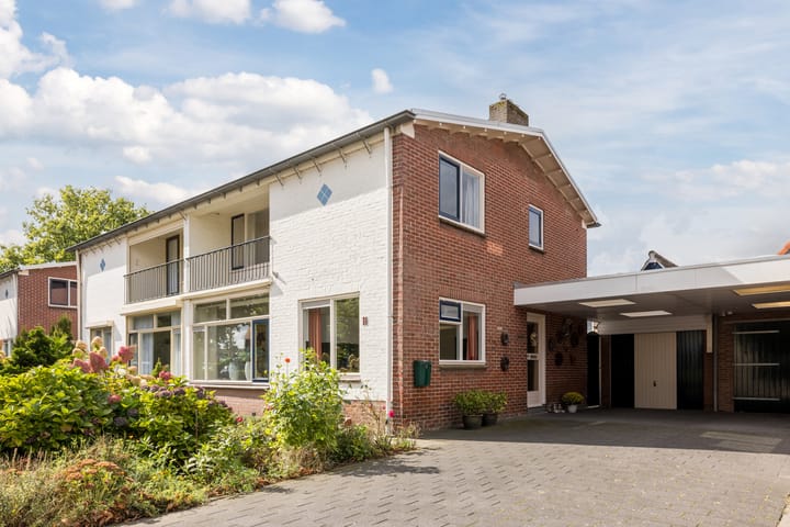 Matthijs van Dulkenstraat 11 in Groenlo