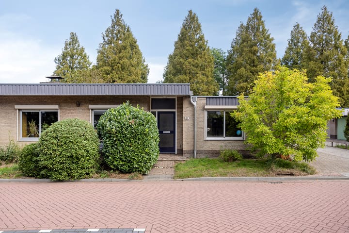 Mauritslaan 10 in Dodewaard