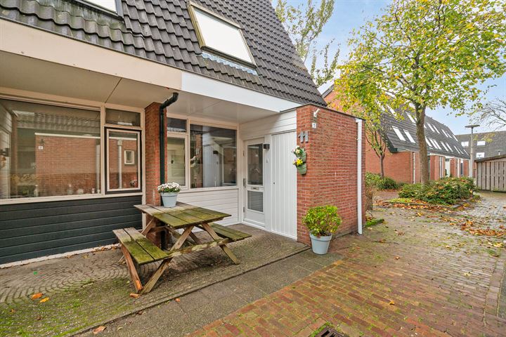 Mauritsstraat 11 in Lisse