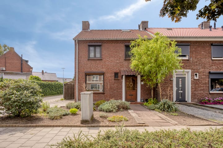 Mauritsstraat 34 in Tegelen