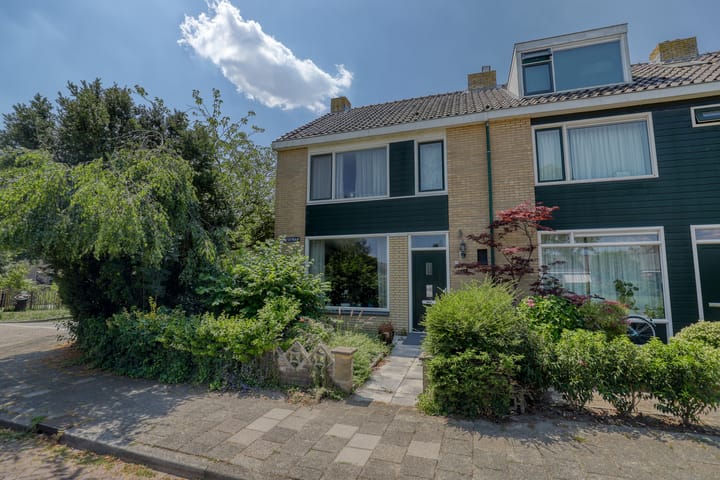 Photo of property Mauritsstraat 37, Voorhout