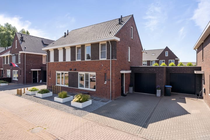 Maximalaan 54 in Oud Gastel