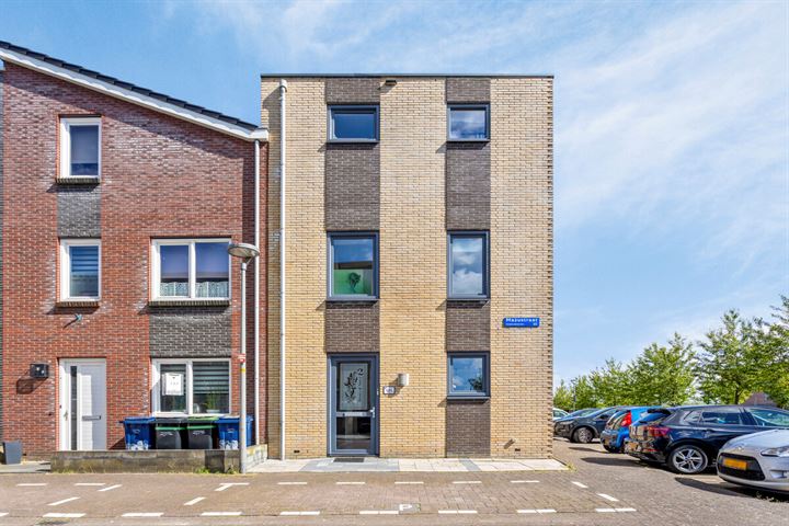 Mazustraat 2 in Almere