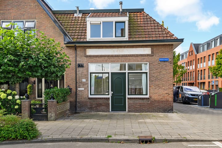 Meerlaan 60A in Hillegom