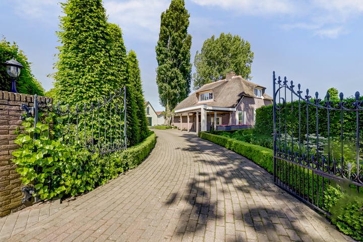 Meermuidenseweg 7 in Twello foto