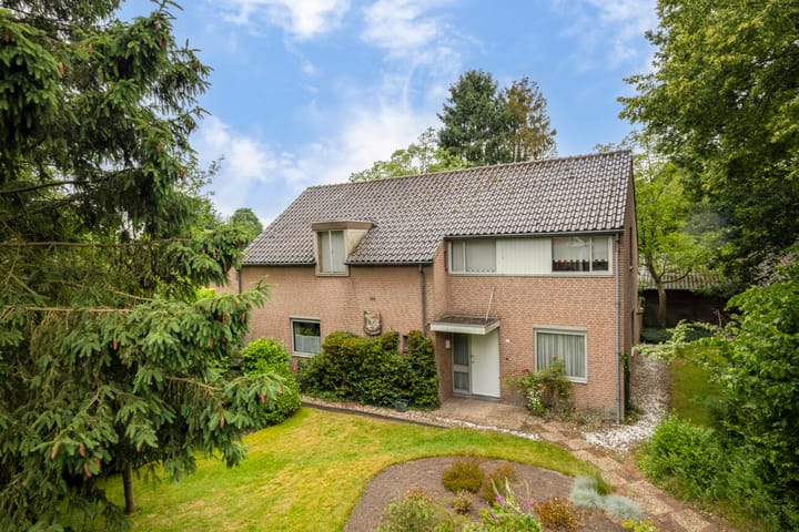 Photo of property Meerstraat 25, Heeswijk-Dinther