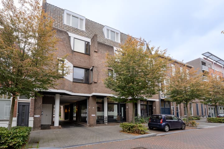 Meerten Verhoffstraat 11-D11 in Breda