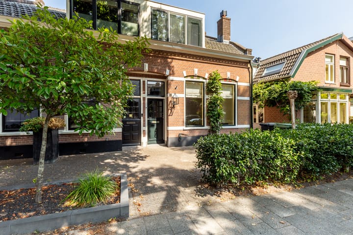 Photo of property Meerweg 21, Heemstede