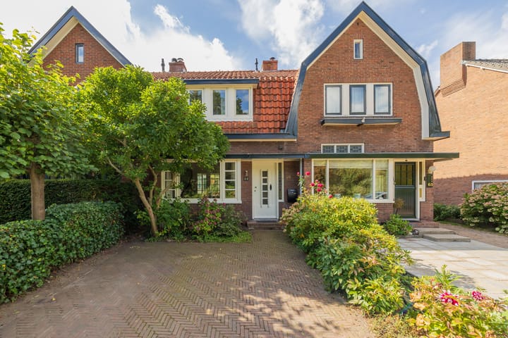 Meerweg 66 in Bennebroek