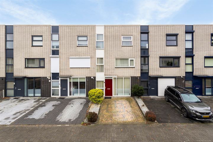 Meesberg 6 in Roosendaal