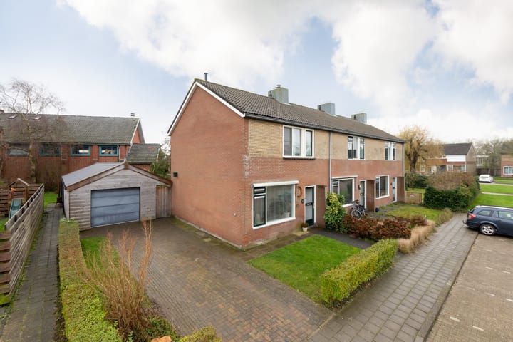 Meester de Vriesstraat 31 in Witmarsum