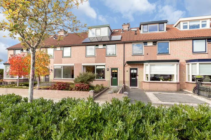 Meester Folkertsstraat 7 in Nijkerkerveen