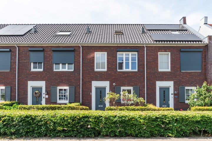 Meester N J van Riemsdijkstraat 16 in Kesteren