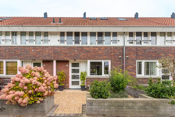Meester Pluimhof 14 in Baarn