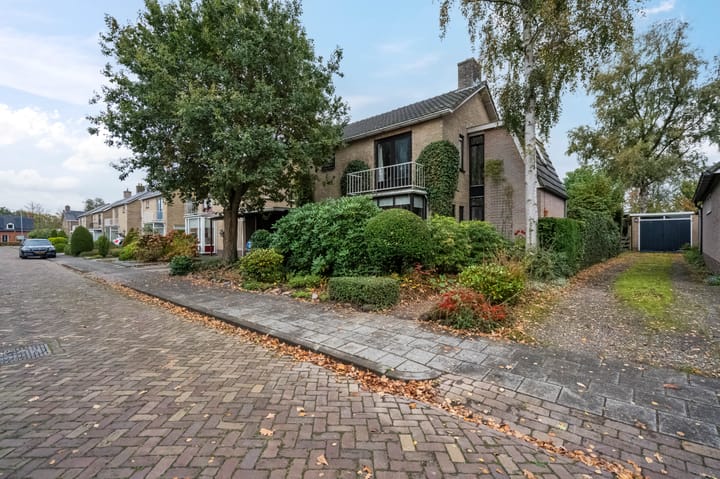 Photo of property Meester Schaapstraat 12, Roden