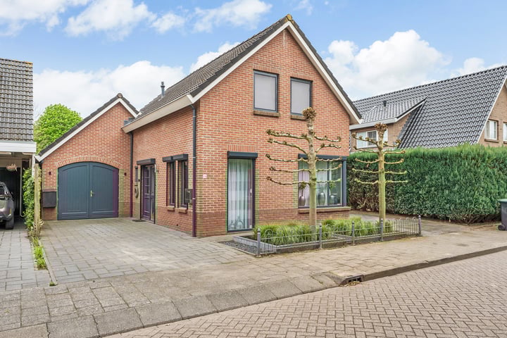 Meester van Engbrinkstraat 34 in Bruchterveld