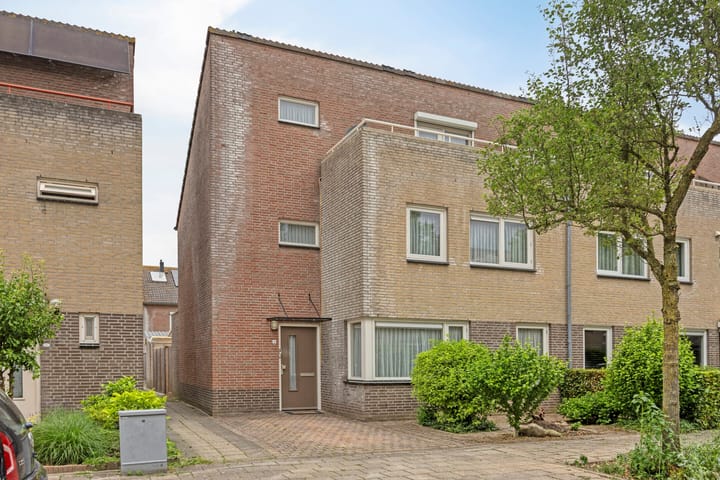 Meester van Ierselstraat 8 in Rosmalen