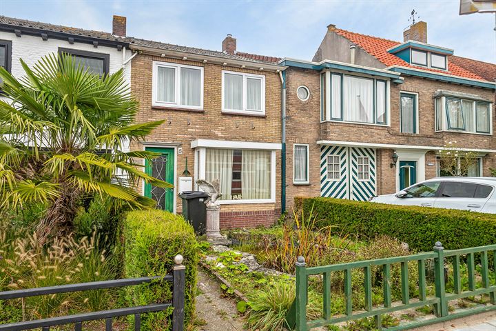 Meester Willem Schorerstraat 5 in Hoofdplaat