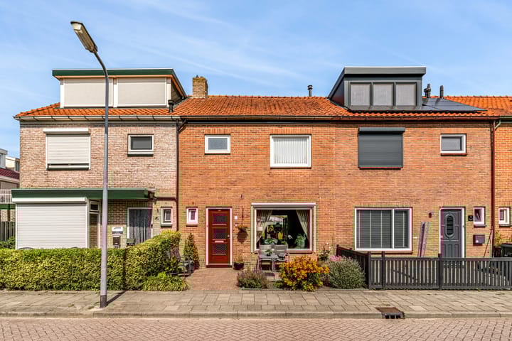 Photo of property Meeuwenlaan 2, Urk