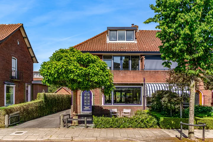 Photo of property Meeuwenlaan 4, Woerden
