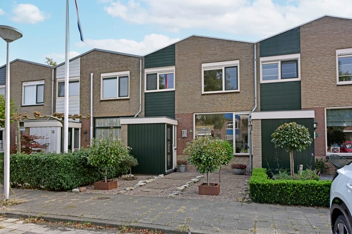 Meeuwenveld 10 in Nieuwveen