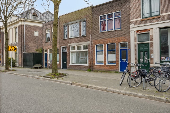 Meeuwerderweg 127 in Groningen