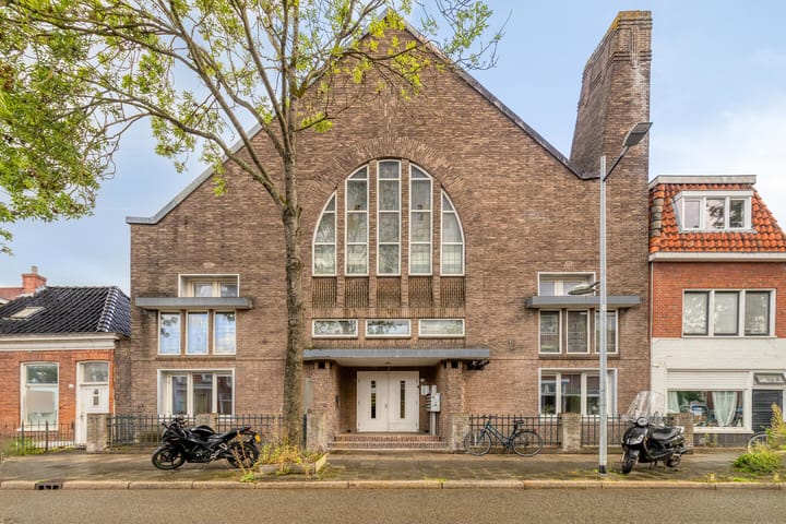 Meeuwerderweg 75-7 in Groningen