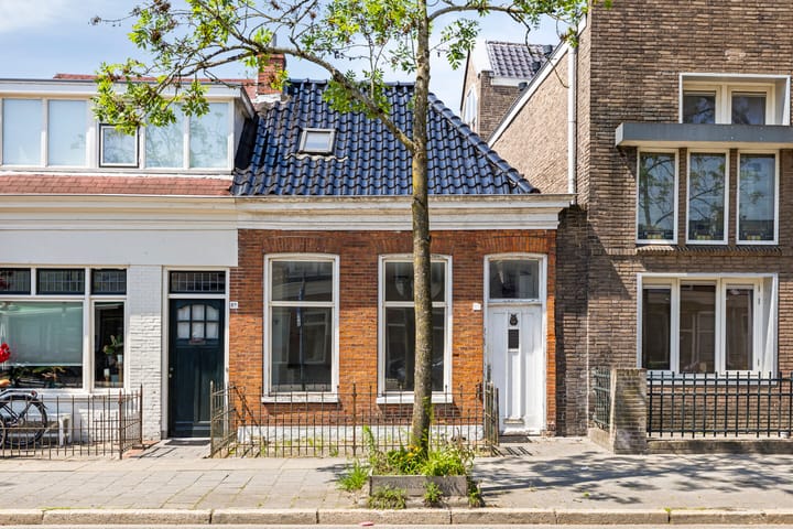 Meeuwerderweg 83 in Groningen